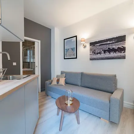 Hostnfly - Splendid New Modern Studio Arc De Triomphe * Parigi